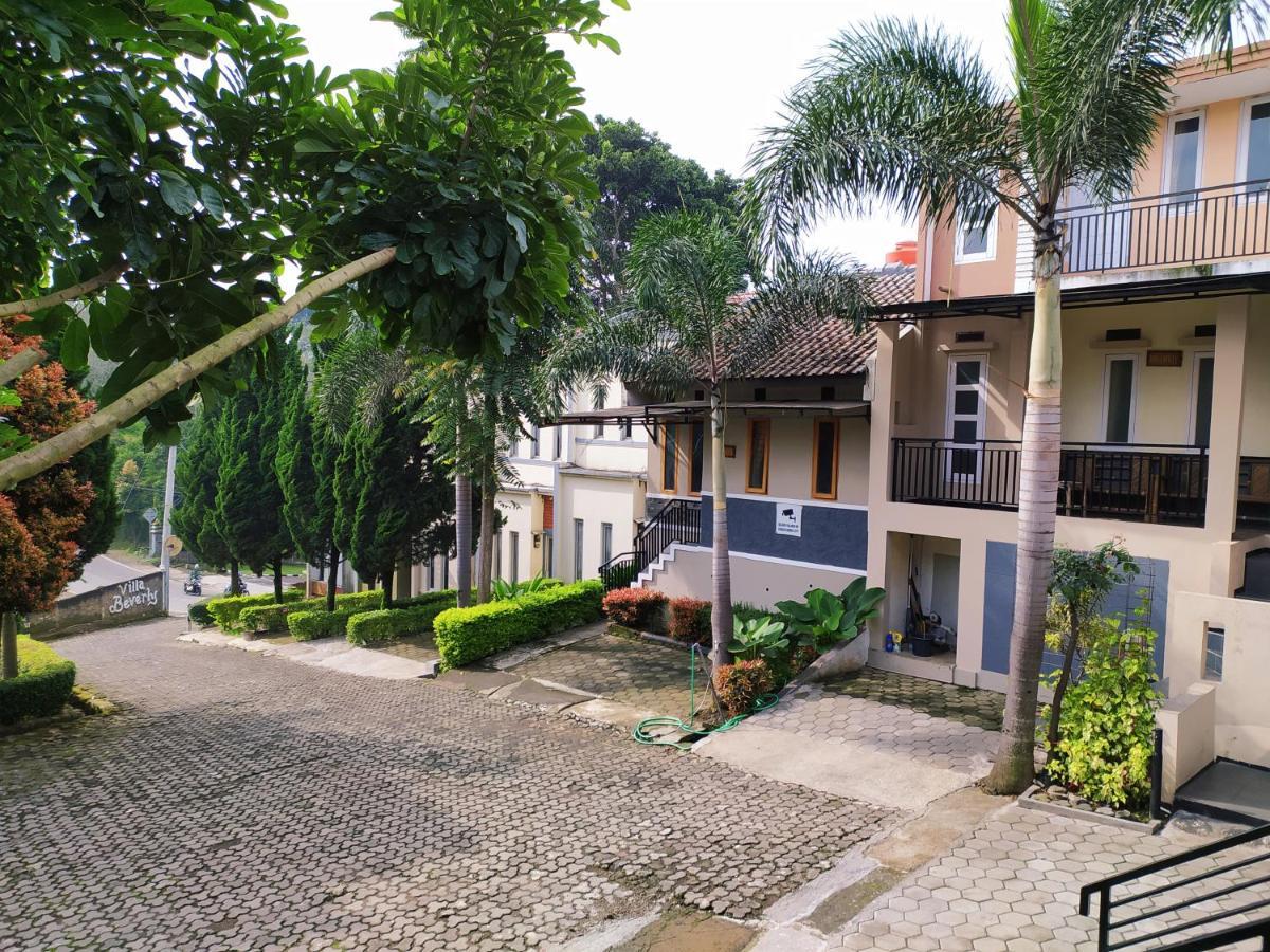 Villa Beverly เล็มบัง ภายนอก รูปภาพ