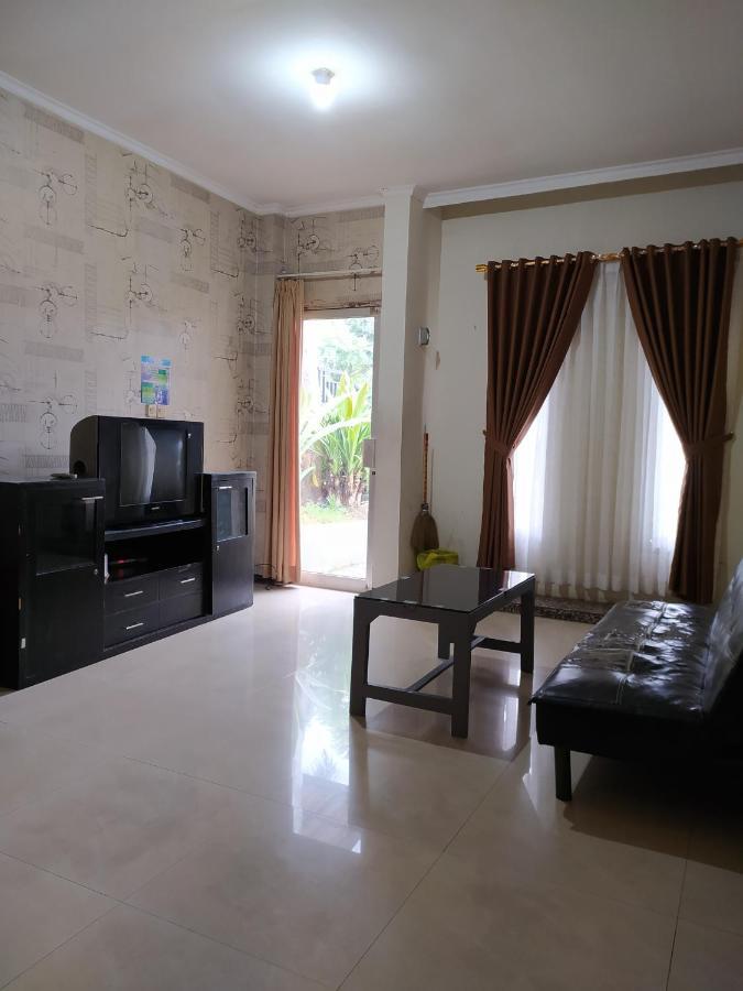 Villa Beverly เล็มบัง ภายนอก รูปภาพ