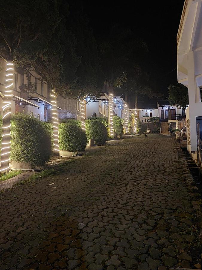 Villa Beverly เล็มบัง ภายนอก รูปภาพ