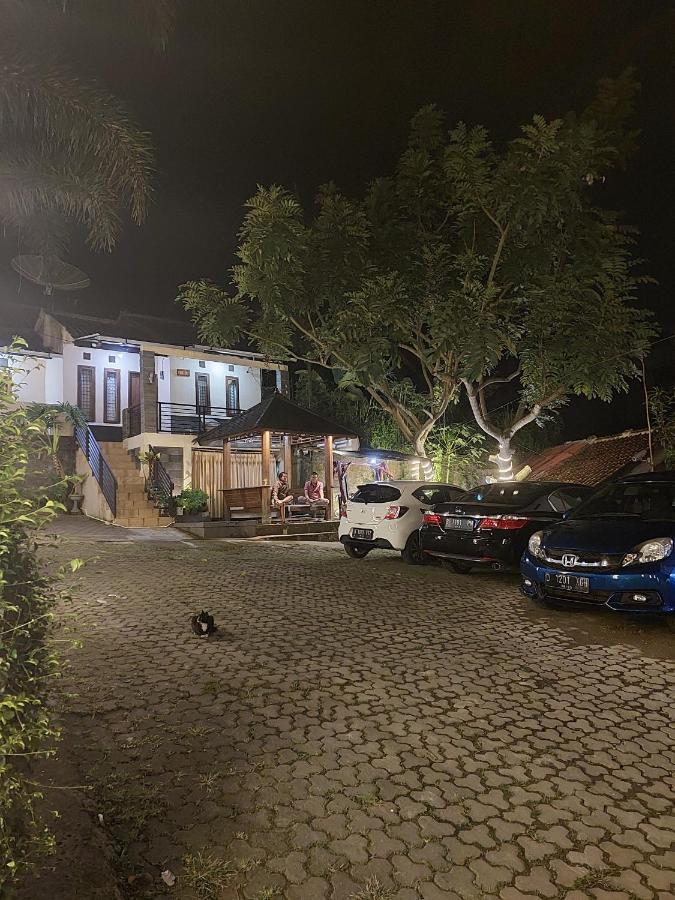 Villa Beverly เล็มบัง ภายนอก รูปภาพ